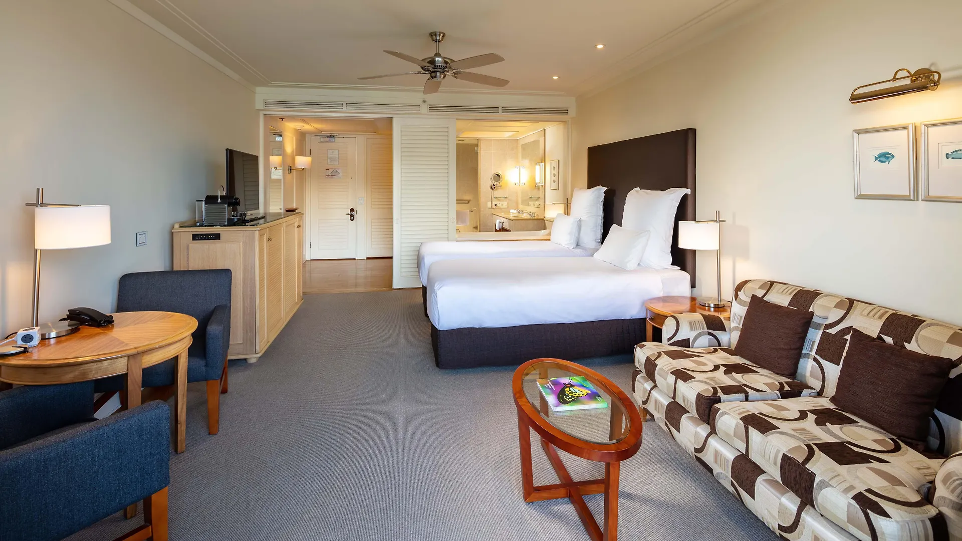Pullman Reef Hotel Casino Кэрнс