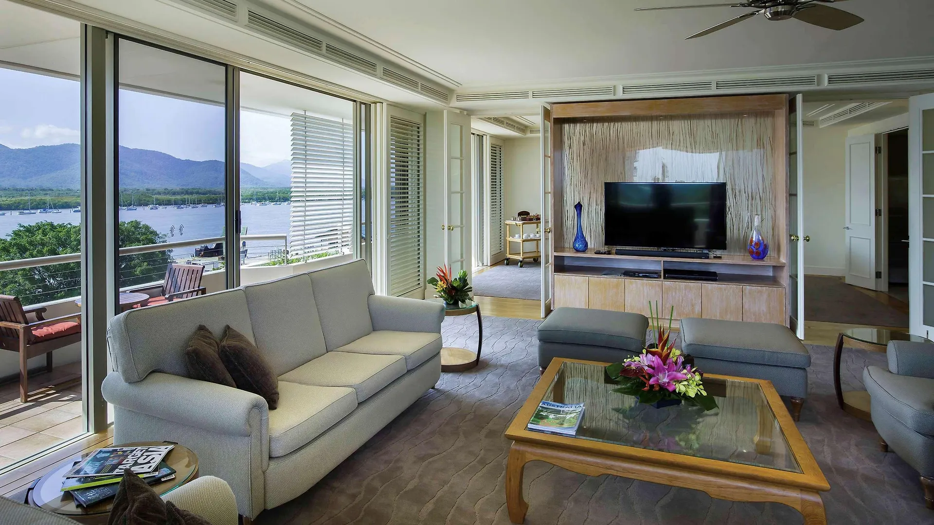 Pullman Reef Hotel Casino Кэрнс