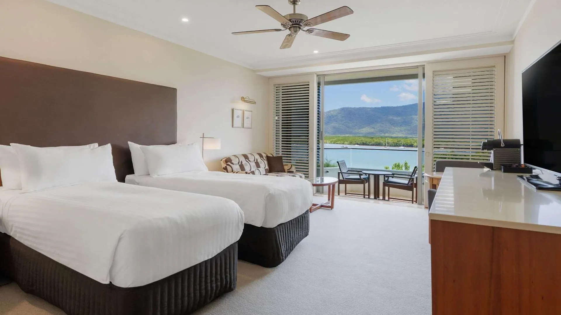 Pullman Reef Hotel Casino Кэрнс 5*,