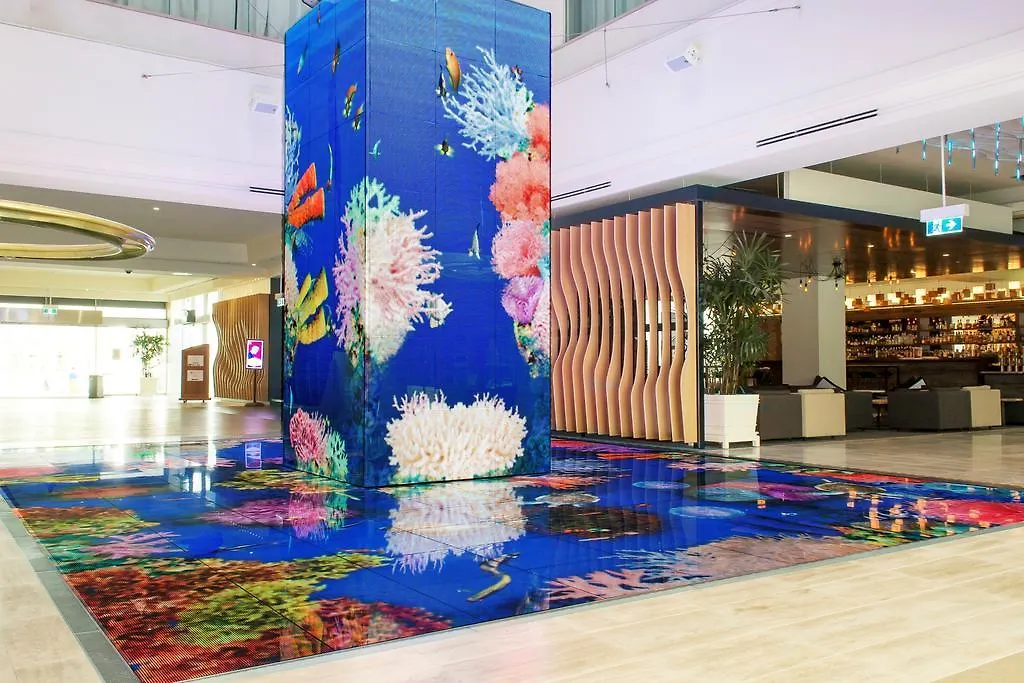 Pullman Reef Hotel Casino Кэрнс