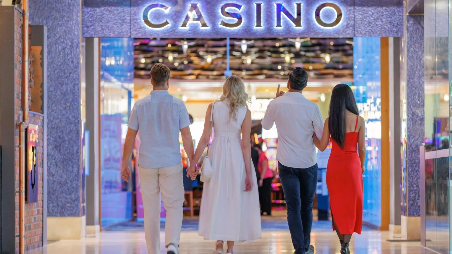 *****  Pullman Reef Hotel Casino Cairns Australia